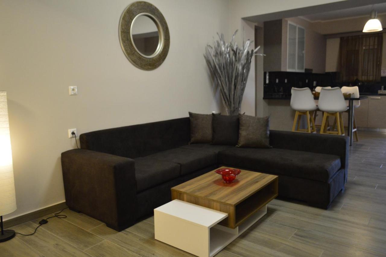 G.S. Apartment มัสติคารี ภายนอก รูปภาพ