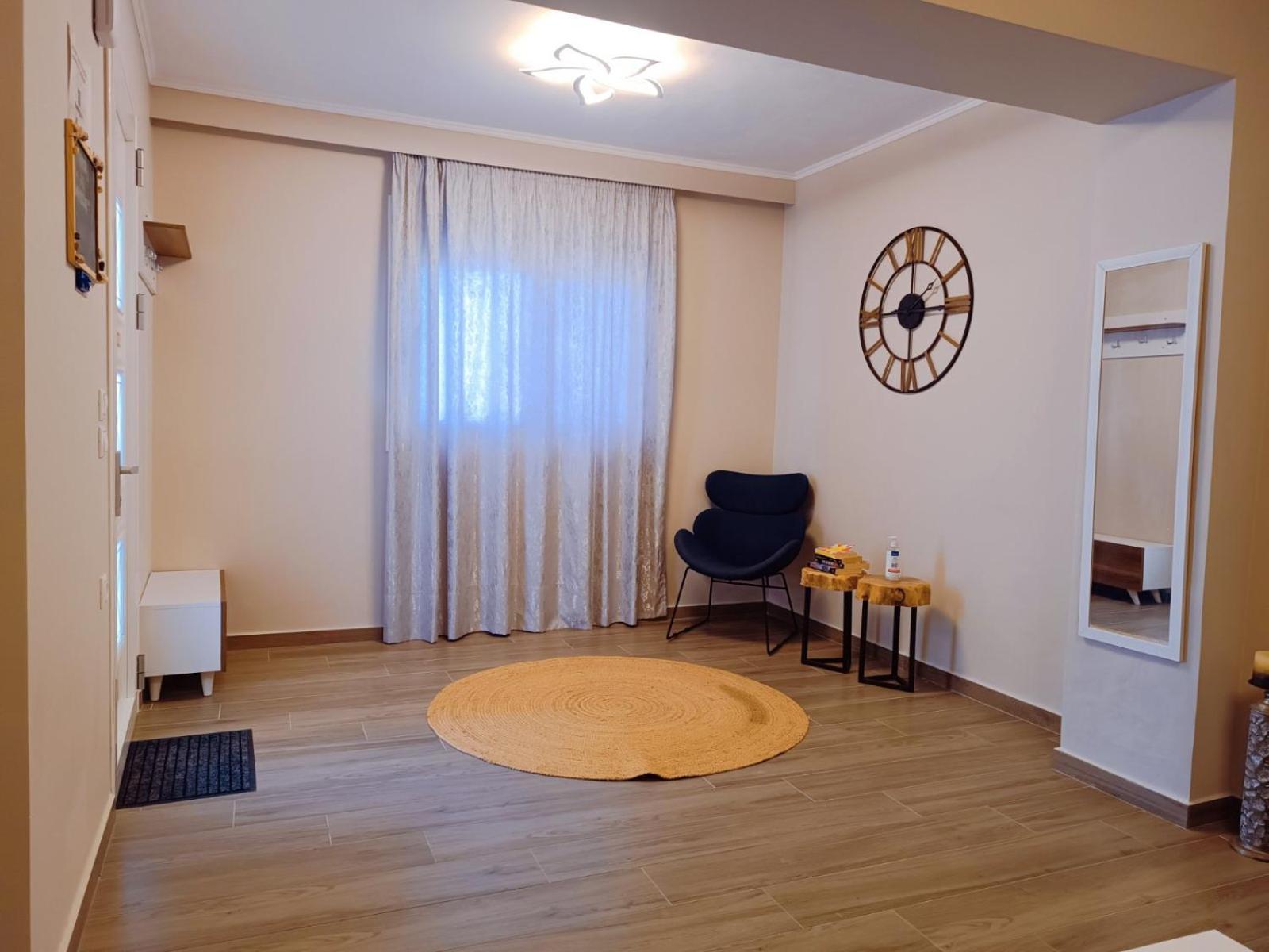 G.S. Apartment มัสติคารี ภายนอก รูปภาพ